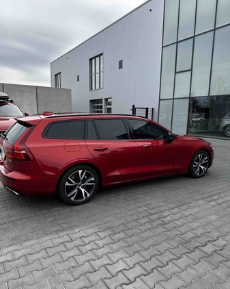 Volvo V60 cena 149999 przebieg: 38000, rok produkcji 2021 z Pobiedziska małe 121
